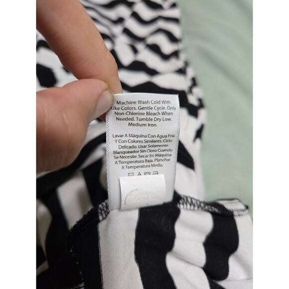Time and tru xl women's black and white striped dress - Picture 8 of 10